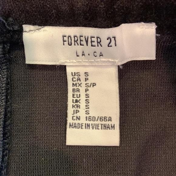 Forever 21 Velveteen Boho Black Lace Up Front Mini Skirt Size Small - Picture 4 of 5